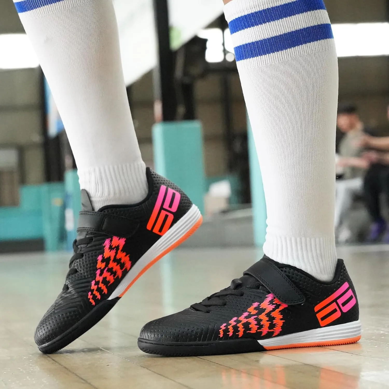 brooman Kids Futsal Indoor Soccer Shoes Boys Girls Soccer Sneakers