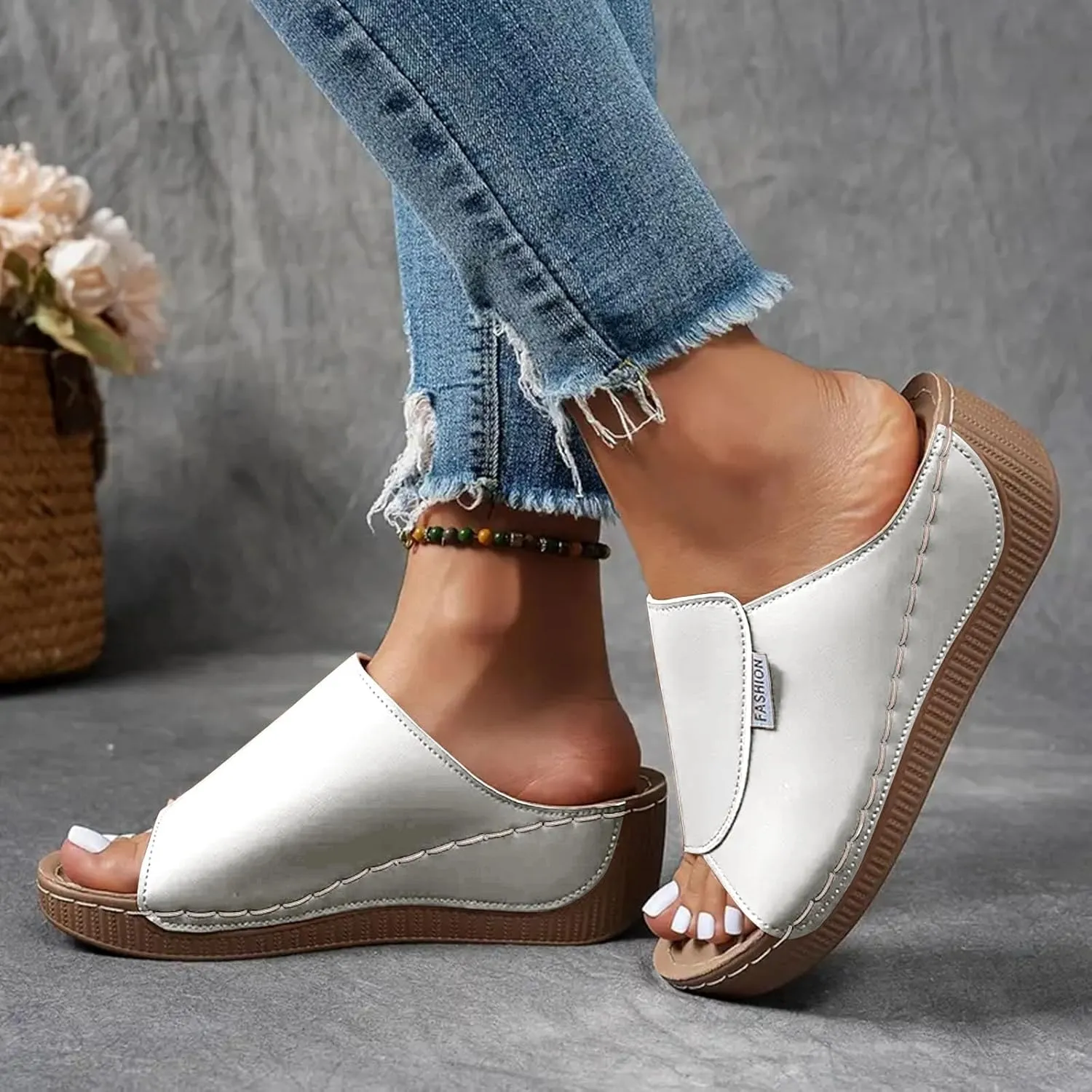 Flip Flops For Ladies Summer Wedges Shoes Women Slippers Bohemian Sandals Fashion Womens Chunky Heel Sandals Closed Toe