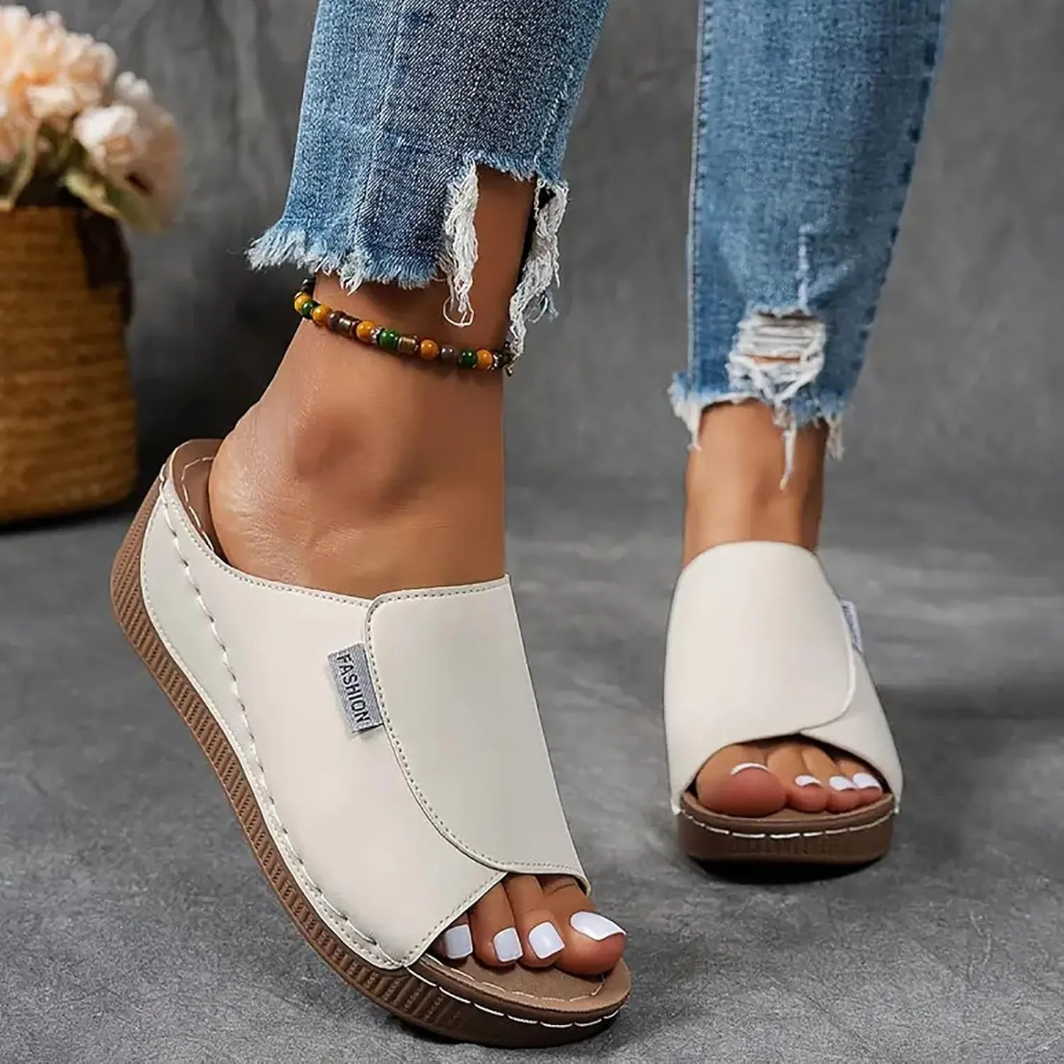 Flip Flops For Ladies Summer Wedges Shoes Women Slippers Bohemian Sandals Fashion Womens Chunky Heel Sandals Closed Toe