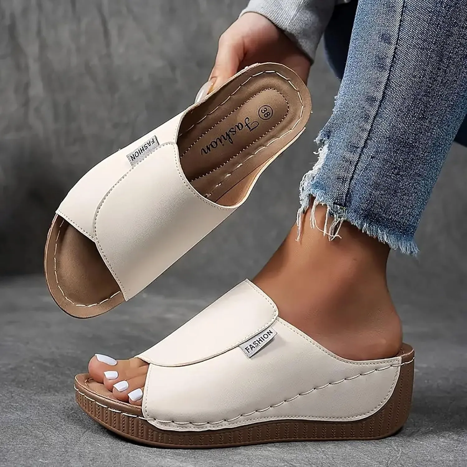 Flip Flops For Ladies Summer Wedges Shoes Women Slippers Bohemian Sandals Fashion Womens Chunky Heel Sandals Closed Toe