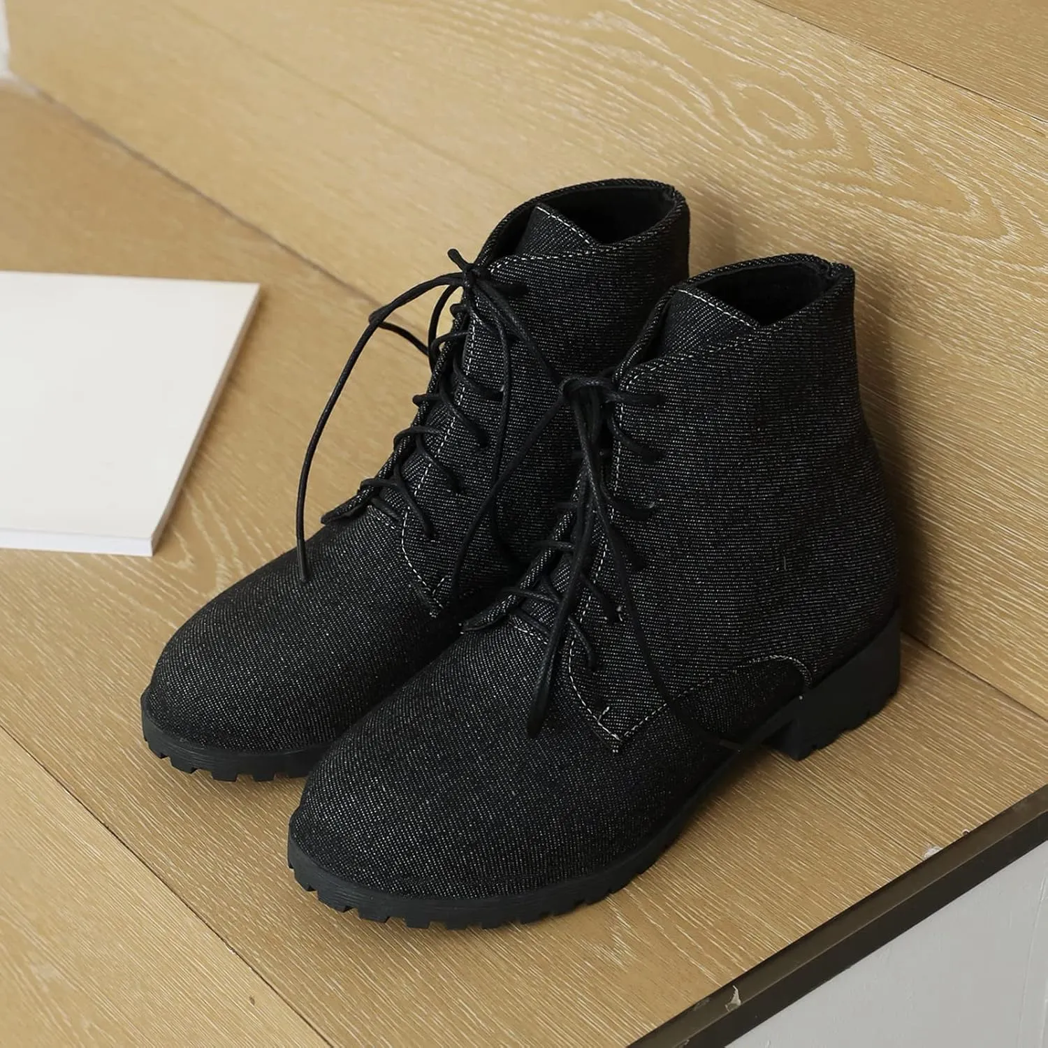 Gicoiz Women Round Toe Classic Combat Chukka Ankle Boots