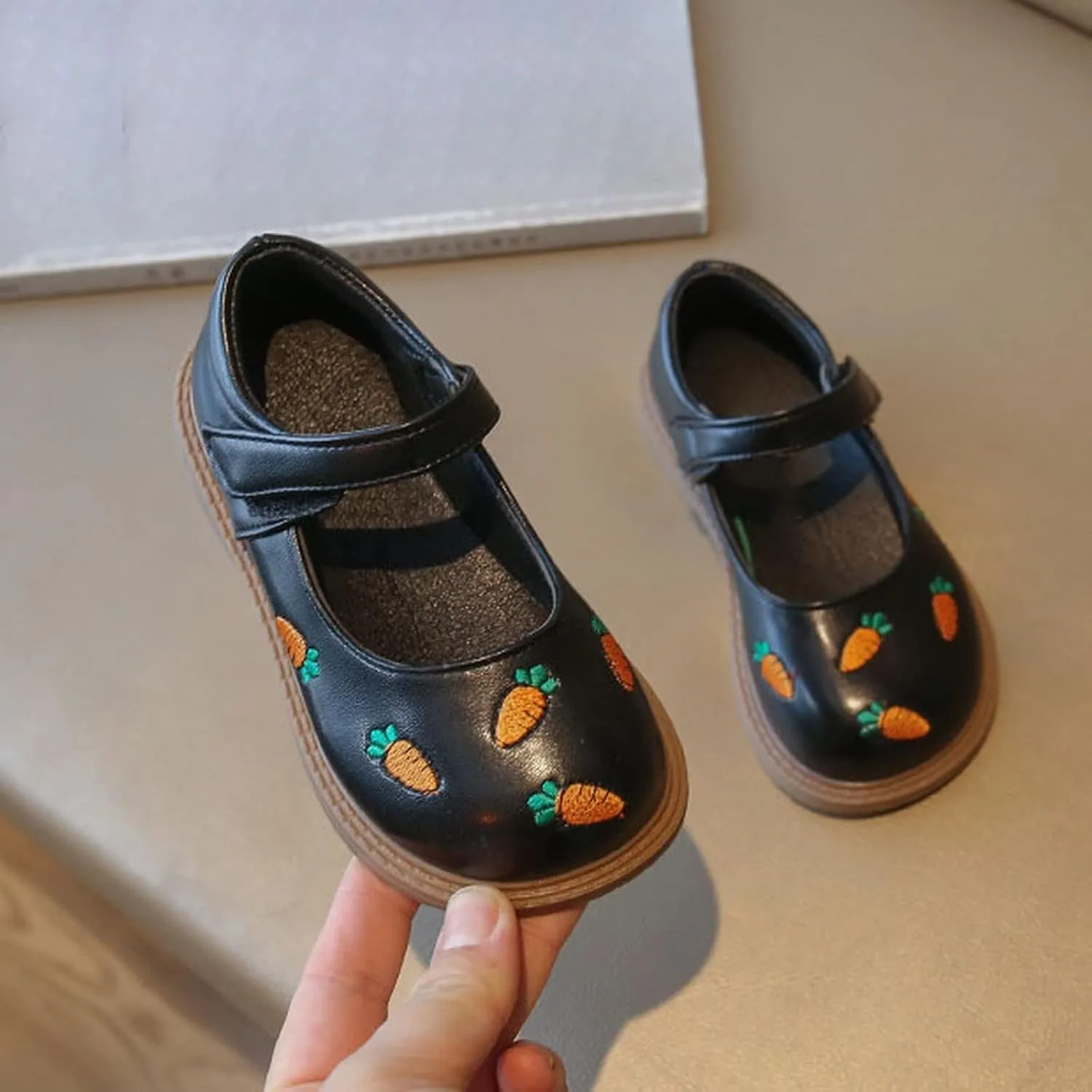 Girls Mary Jane Shoes Non Slip Wedding Party Dress Shoes Comfort Cute Carrot Pattern Low Heel Ballet Flats