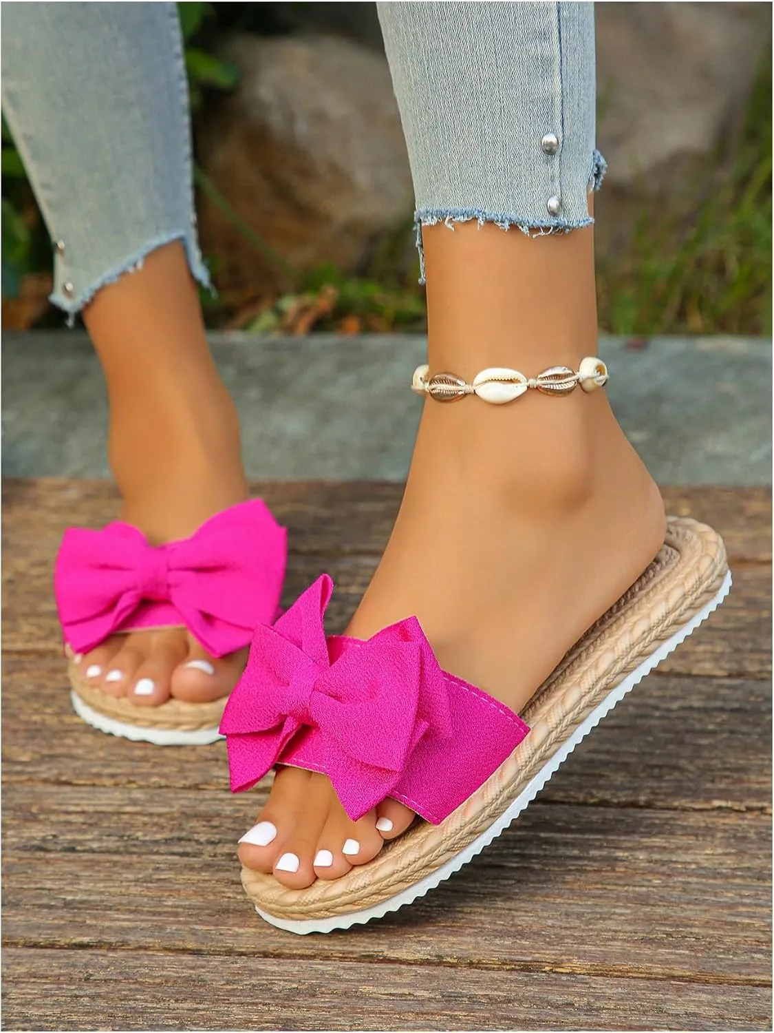 GORGLITTER Women's Bow Flat Sandals Straw Open Toe Dressy Boho Summer Beach Sandals