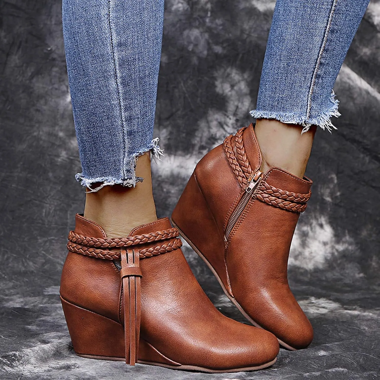 GUNIYIFS Women's Wedge Ankle Boots Thick Heel Low Heeled Booties for Women Fashion Winter Pointed Toe Chunky Heel Ankle Boots