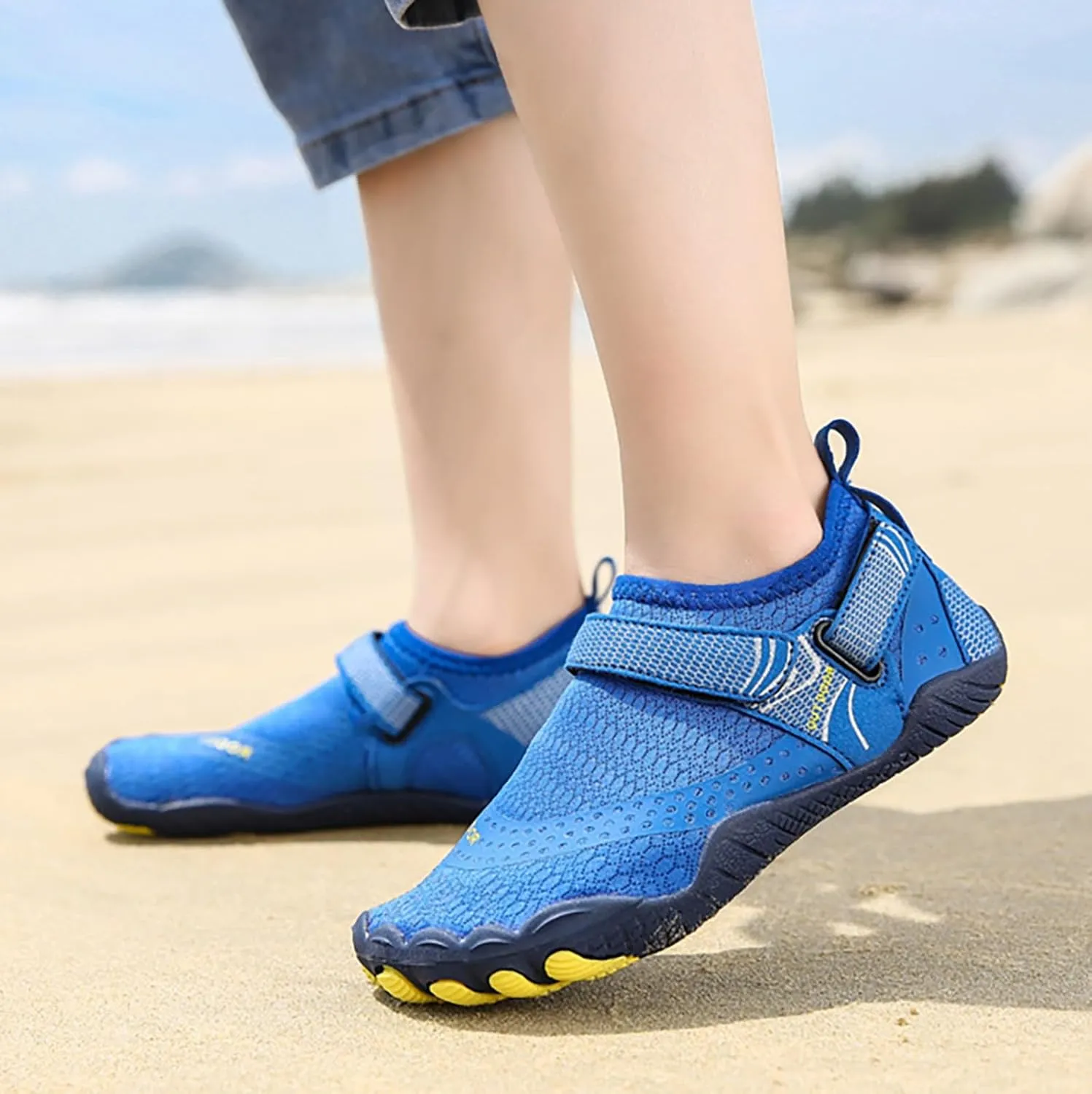 Mens Water Shoes Wide Width Non Slip Athletic Footwear Wide Toe Water Shoes Barefoot