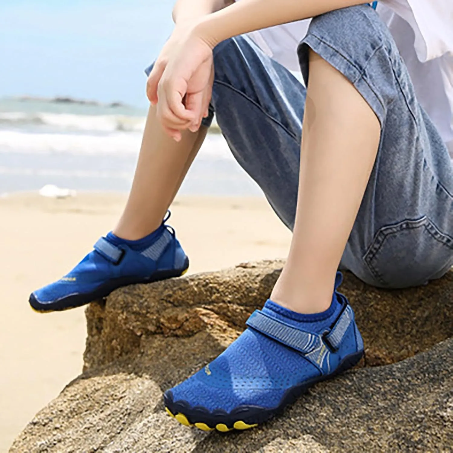 Mens Water Shoes Wide Width Non Slip Athletic Footwear Wide Toe Water Shoes Barefoot