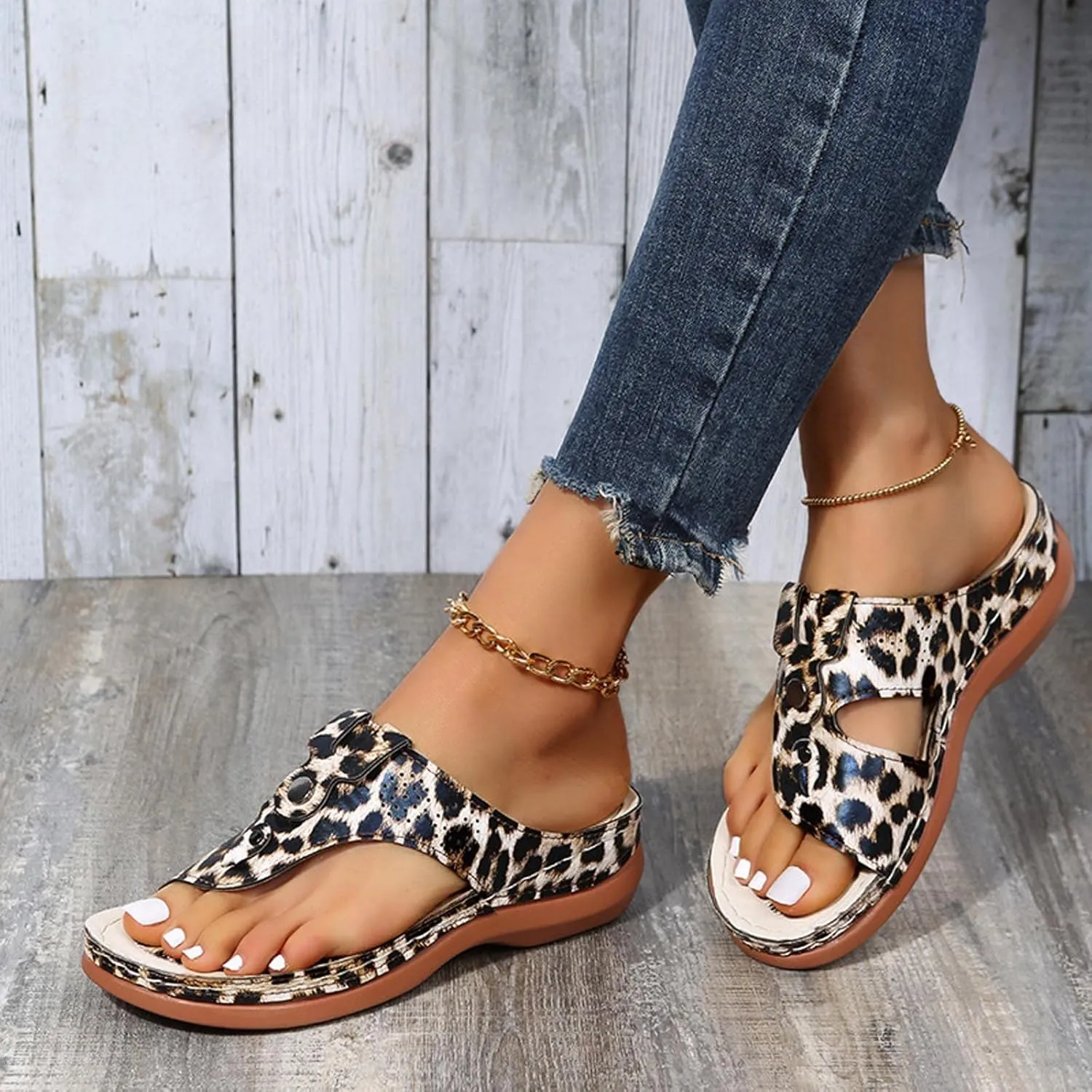 oiangi Comfortable Sandals for Women Wedge Heel Summer Fashion Casual Clip Toe Slip-on Platform Flip Flops Solid Ladies Outdoor Beach Shoes Slipper