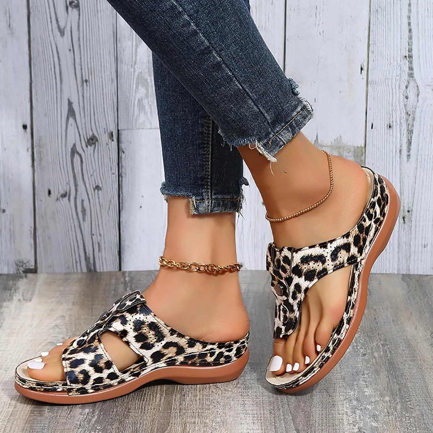 oiangi Comfortable Sandals for Women Wedge Heel Summer Fashion Casual Clip Toe Slip-on Platform Flip Flops Solid Ladies Outdoor Beach Shoes Slipper