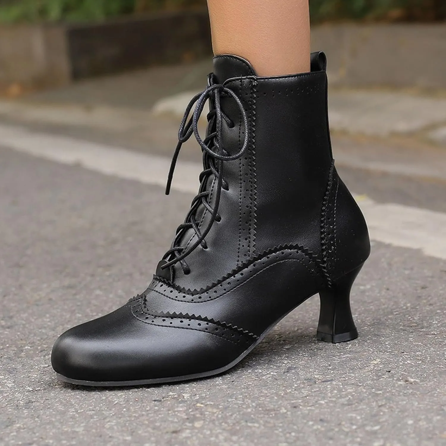 Victorian Boots for Women Kitten Heel,Vintage Lace Up Booties with Zipper Halloween Cosplay Boots Fashion Dance Shoes