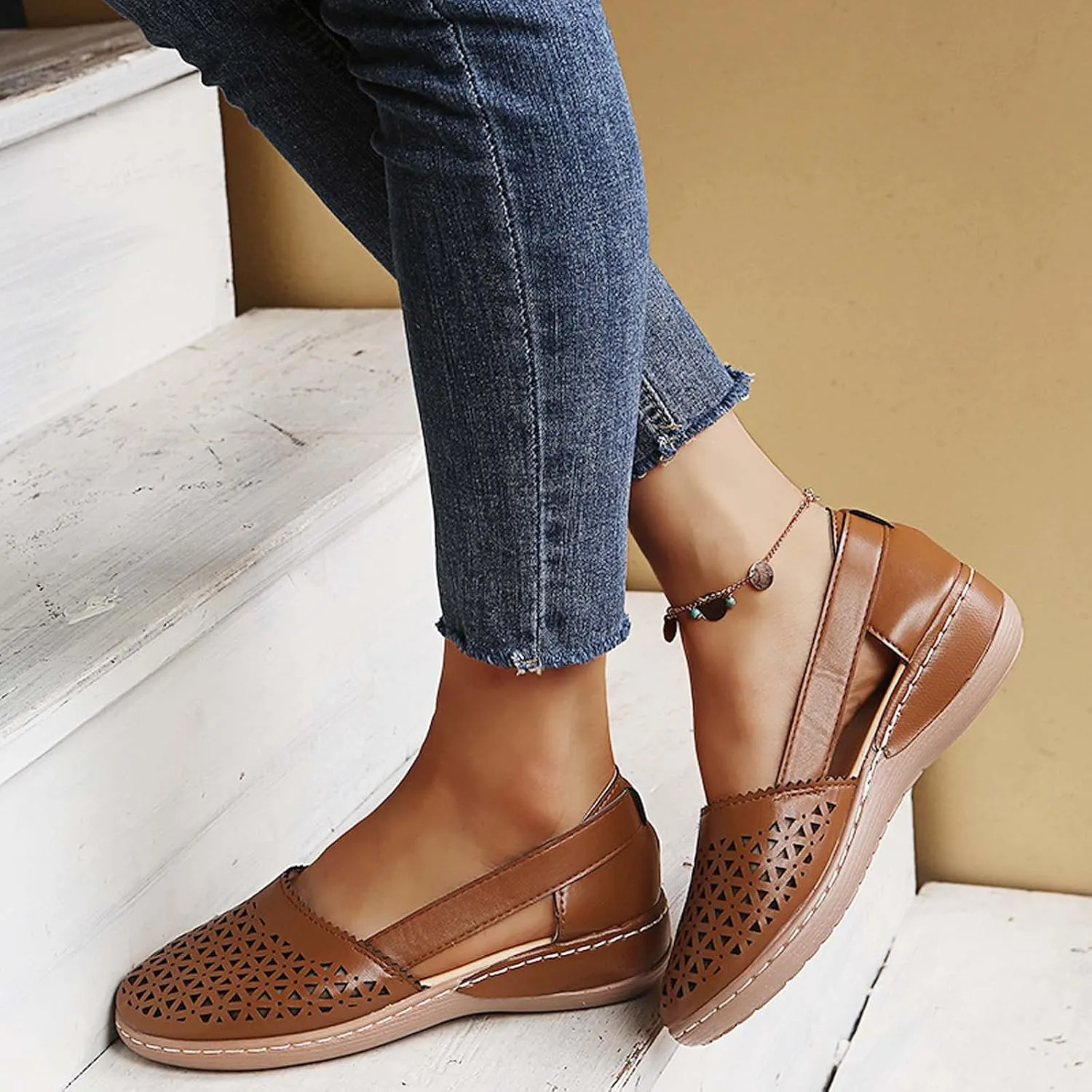 Women's Comfortable Closed Toe Sandals Summer Hollow Wedge Sandals Solid Color Loafers Walking Flat Shoes Slip on Sandals Moccasins Beach Shoes,Brown,US12/EU43