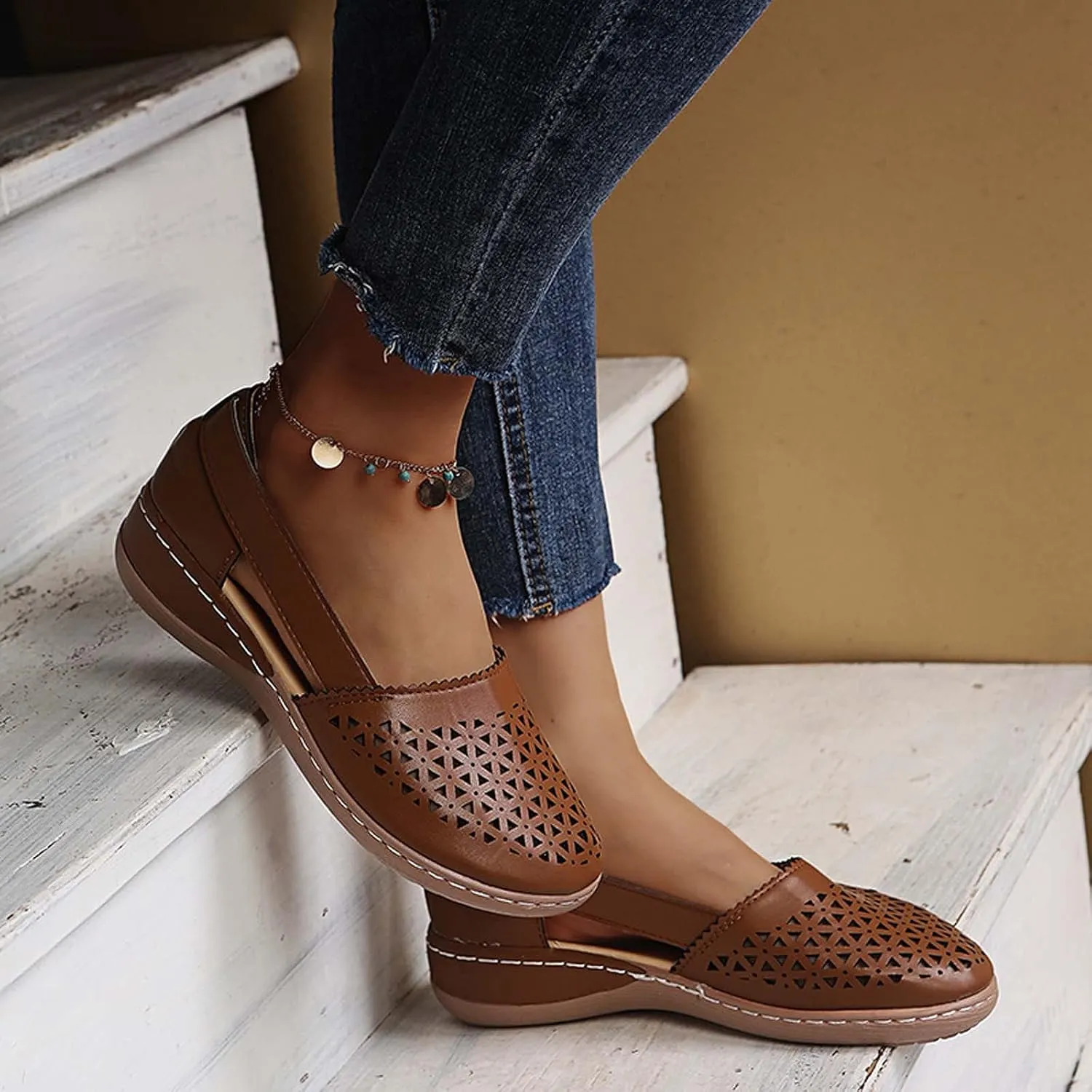 Women's Comfortable Closed Toe Sandals Summer Hollow Wedge Sandals Solid Color Loafers Walking Flat Shoes Slip on Sandals Moccasins Beach Shoes,Brown,US12/EU43