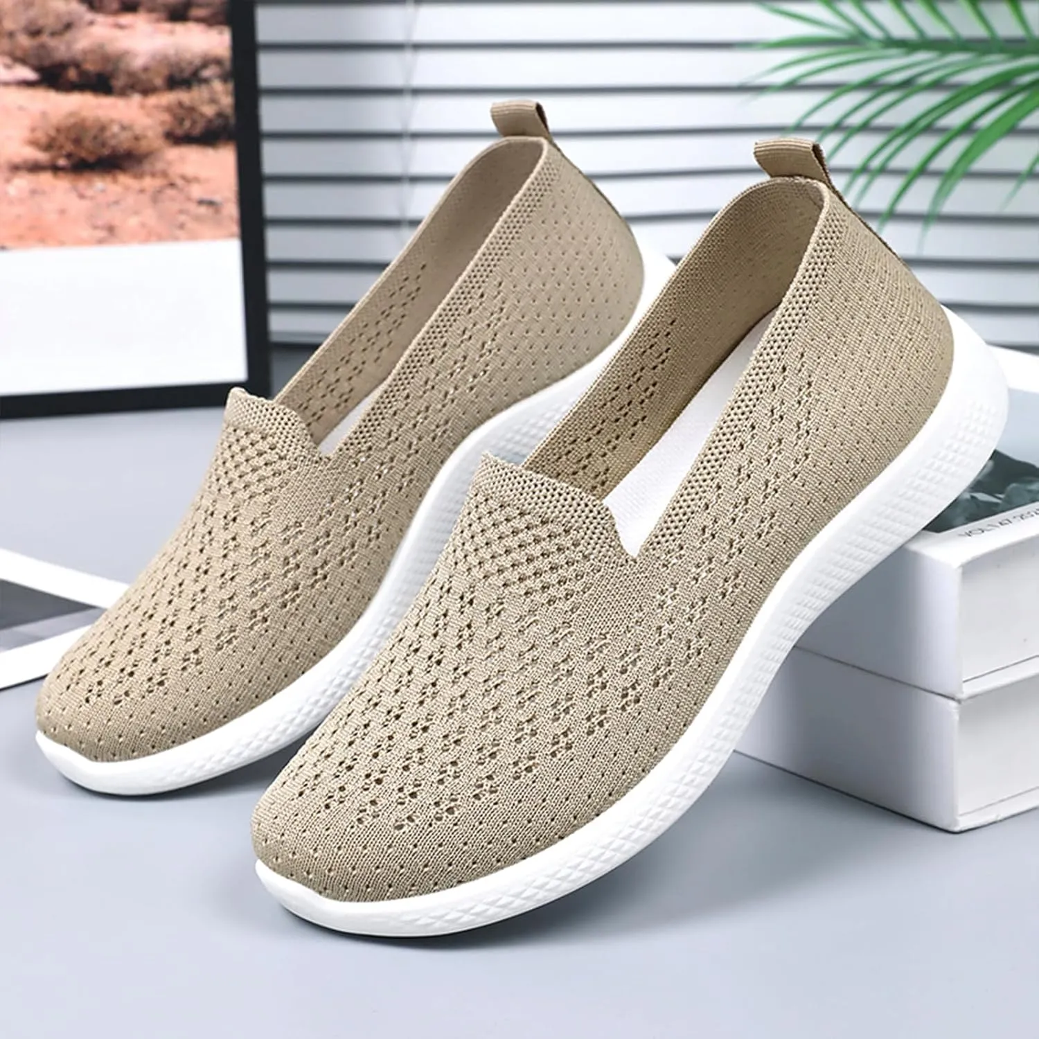 Women's Knitted Slip On Orthopedic Walking Shoes Breathable Mesh Round Toe Low Top Flat Shoes Soft Sole Non-Slip Sneakers Loafers Comfortable Lightweight