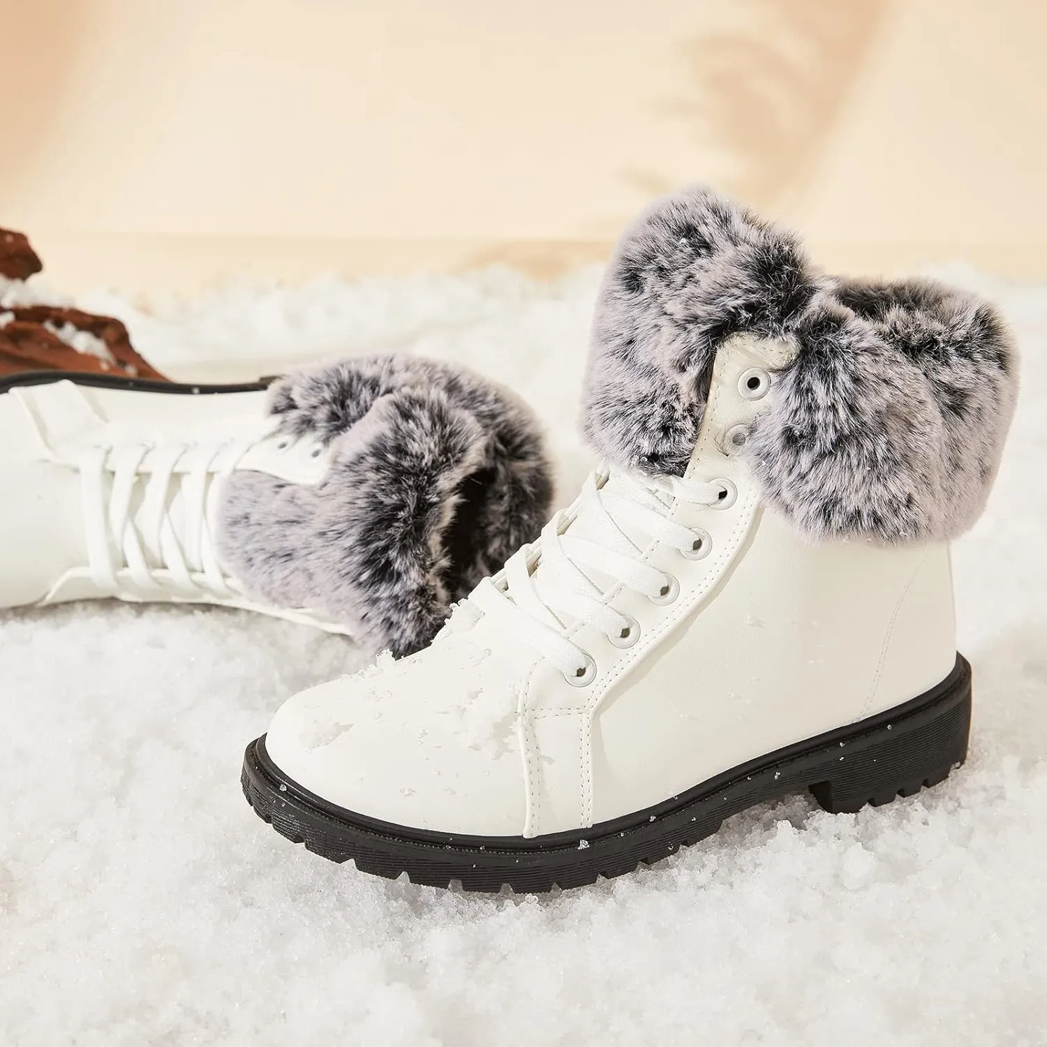 yegeyan Womens Snow Boots PU Winter Ankle Booties Fur Lined Anti-Slip Combat Boots